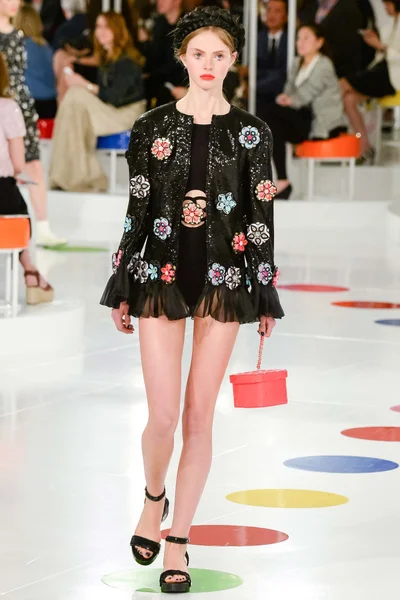 Look 80